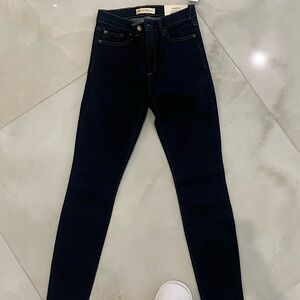Gap True Skinny Jean sz 26 R NEW WITH TICKETS
